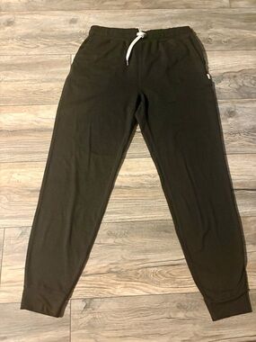 Vuori Black Jogger Sweatpants with White Drawstring